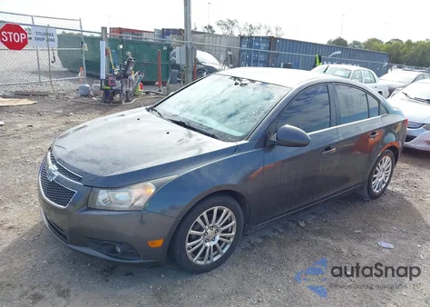 2013 Chevrolet Cruze Eco Auto z USA, uszkodzony, nr VIN 1G1PH5SB8D7146915